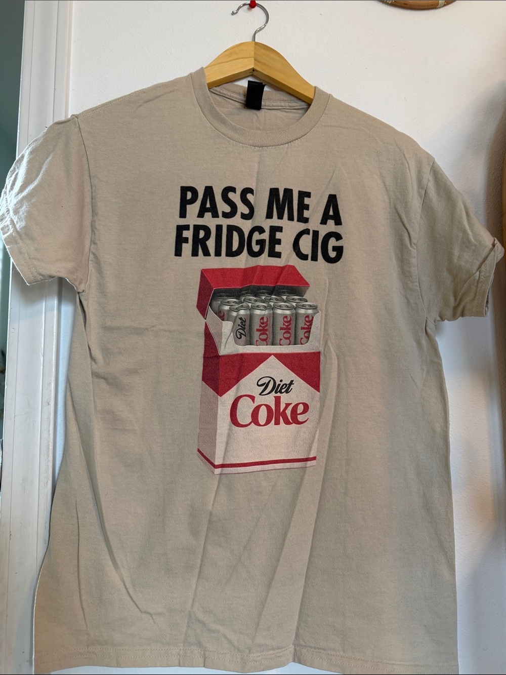 Trendy Pass me a fridge cig tee